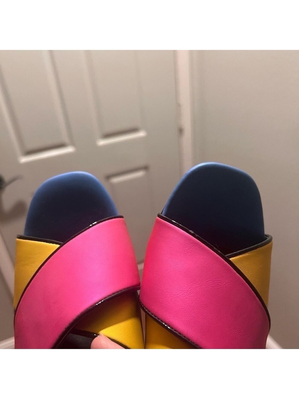 EXÉ color block leather slip on heels. Size 36 - Picture 6 of 8
